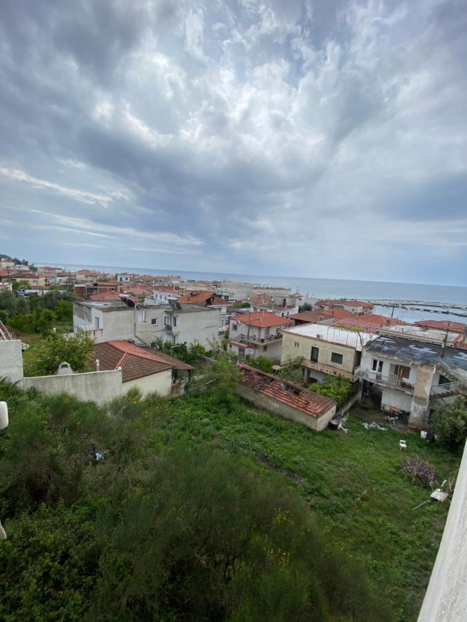 Nea Skioni Apartment Esterno foto